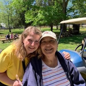 Meet your Posher, Lynn